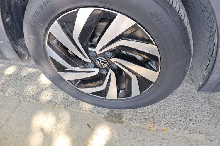 Used Volkswagen Tiguan L 2022 330TSI Automatic Two-Wheel Drive Smart Edition Exterior 1