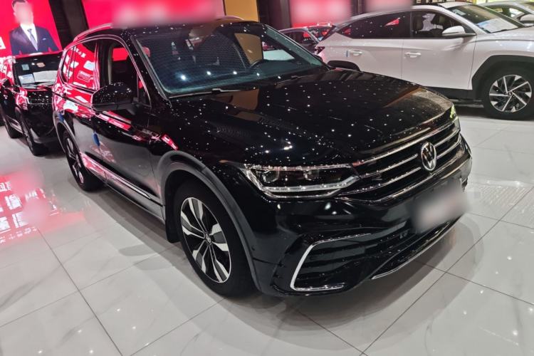 Used Volkswagen Tiguan L 2022 330TSI Automatic Two-Wheel Drive R-Line Enhanced Edition Exterior 2
