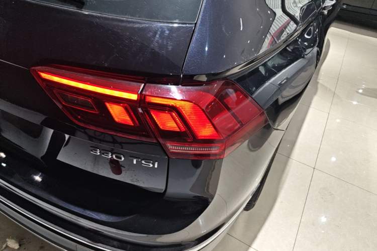Used Volkswagen Tiguan L 2022 330TSI Automatic Two-Wheel Drive Smart Edition Exterior 3