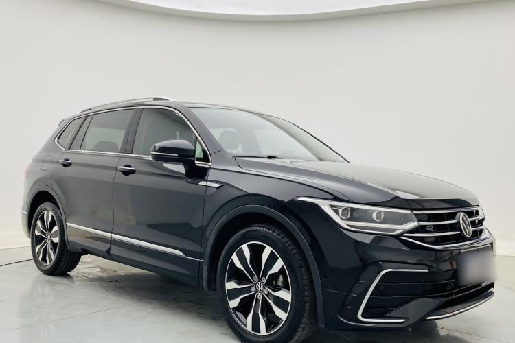 Used Volkswagen Tiguan L 2022 330TSI Automatic Two-Wheel Drive R-Line Enhanced Edition Exterior 3