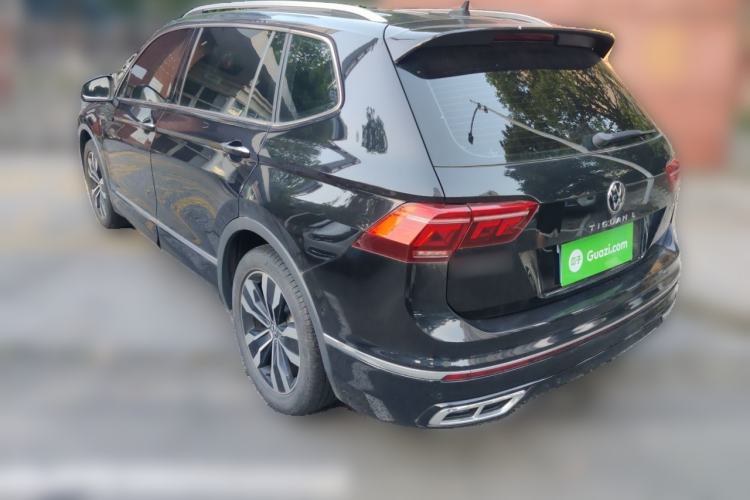 Used Volkswagen Tiguan L 2022 330TSI Automatic Two-Wheel Drive R-Line Enhanced Edition Exterior 3