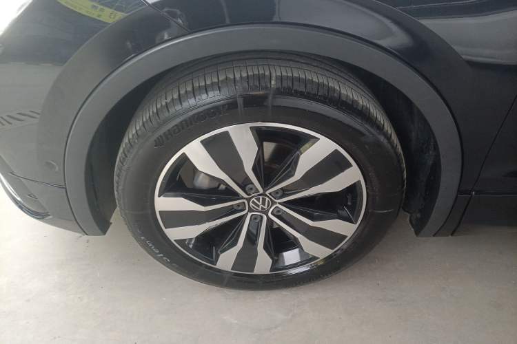 Used Volkswagen Tiguan L 2022 380TSI Automatic All-Wheel Drive R-Line Flagship 7-Seater Exterior 4
