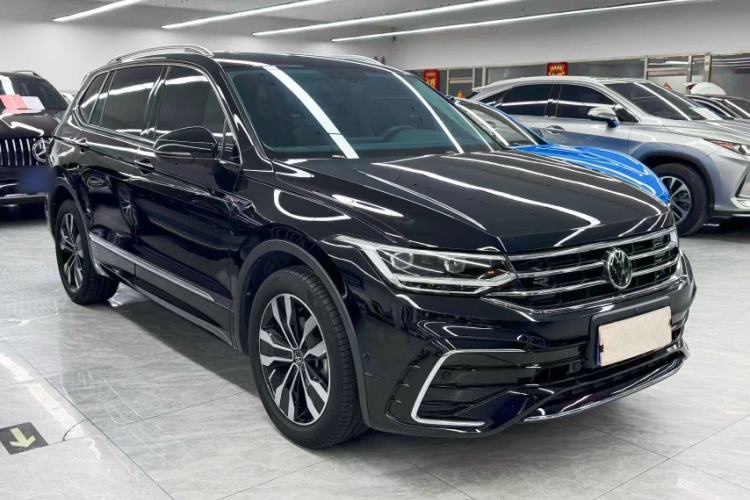 Used Volkswagen Tiguan L 2022 330TSI Automatic Two-Wheel Drive R-Line Enhanced Edition Exterior 5