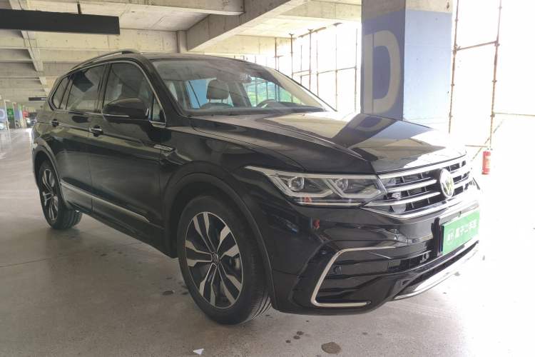 Used Volkswagen Tiguan L 2022 330TSI Automatic Two-Wheel Drive R-Line Enhanced Edition Exterior 5