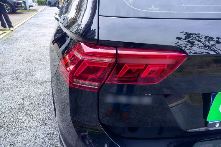 Used Volkswagen Tiguan L 2022 330TSI Automatic Two-Wheel Drive R-Line Enhanced Edition Exterior 7