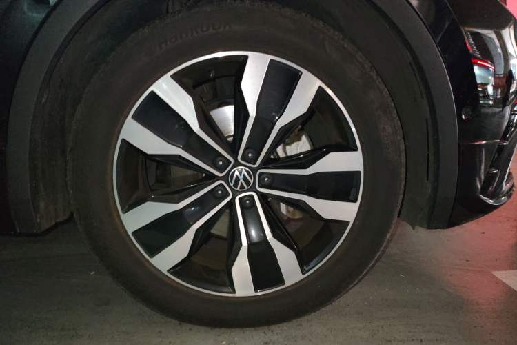 Used Volkswagen Tiguan L 2022 330TSI Automatic Two-Wheel Drive R-Line Enhanced Edition Exterior 7