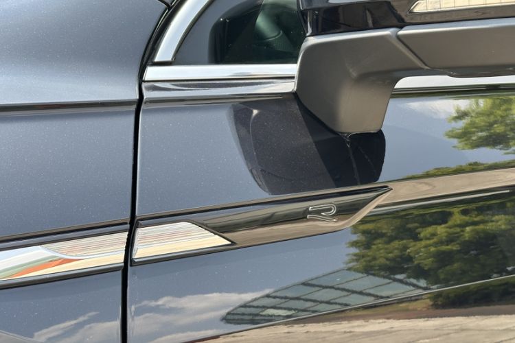Used Volkswagen Tiguan L 2022 330TSI Automatic Two-Wheel Drive R-Line Enhanced Edition Exterior 8
