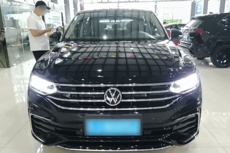 Used Volkswagen Tiguan L 2022 330TSI Automatic Two-Wheel Drive R-Line Enhanced Edition Front