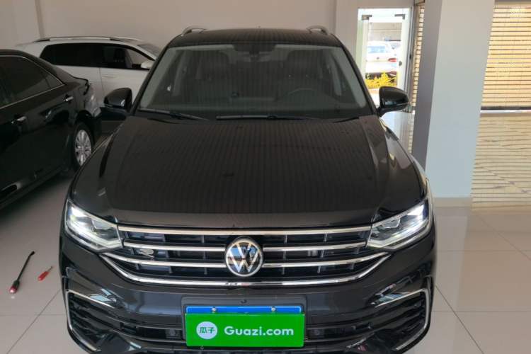 Used Volkswagen Tiguan L 2022 330TSI Automatic Two-Wheel Drive R-Line Enhanced Edition Front