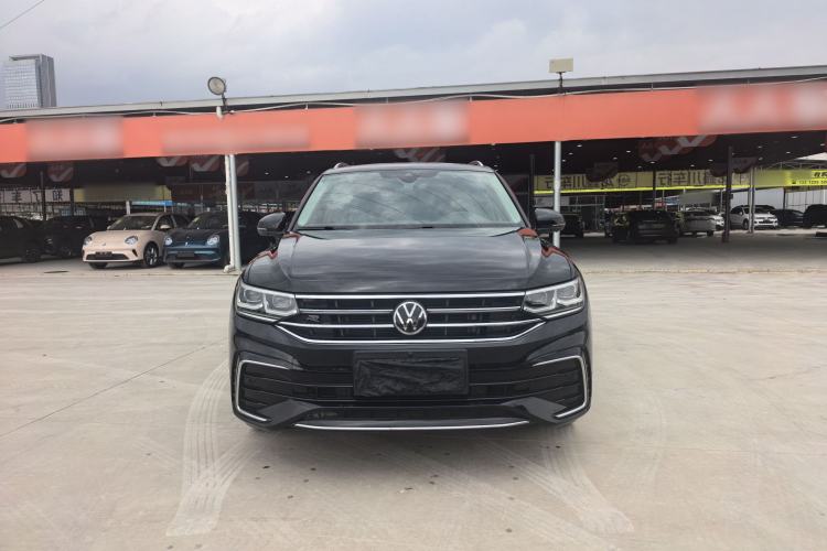 Used Volkswagen Tiguan L 2022 380TSI Automatic All-Wheel Drive R-Line Flagship 7-Seater Front