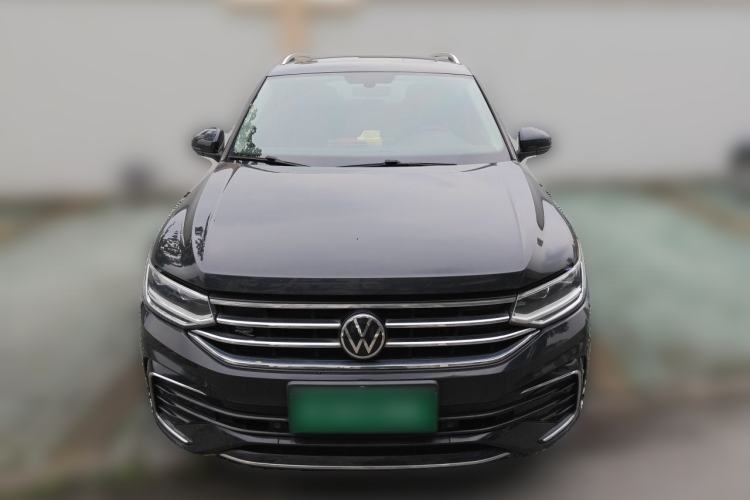 Used Volkswagen Tiguan L 2022 330TSI Automatic Two-Wheel Drive R-Line Enhanced Edition Front