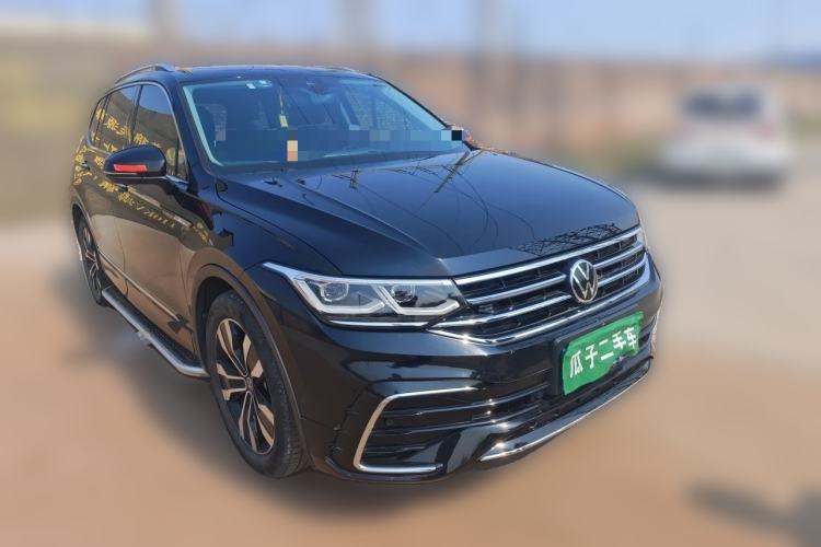 Used Volkswagen Tiguan L 2022 330TSI Automatic Two-Wheel Drive R-Line Flagship Edition Front Right 45 Deg