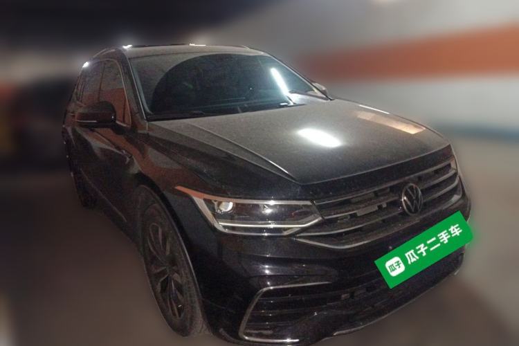 Used Volkswagen Tiguan L 2022 330TSI Automatic Two-Wheel Drive R-Line Enhanced Edition Front Right 45 Deg