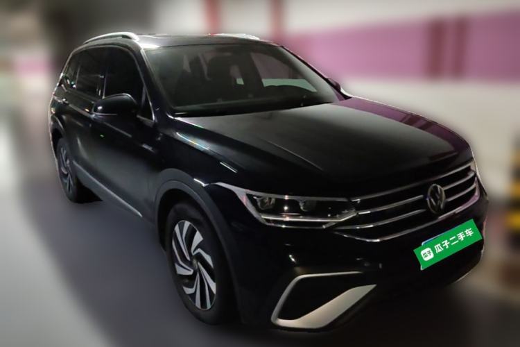 Used Volkswagen Tiguan L 2022 330TSI Automatic Two-Wheel Drive Smart Edition Front Right 45 Deg