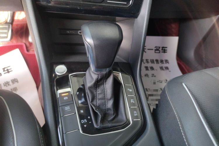 Used Volkswagen Tiguan L 2022 330TSI Automatic Two-Wheel Drive R-Line Enhanced Edition Gear Lever