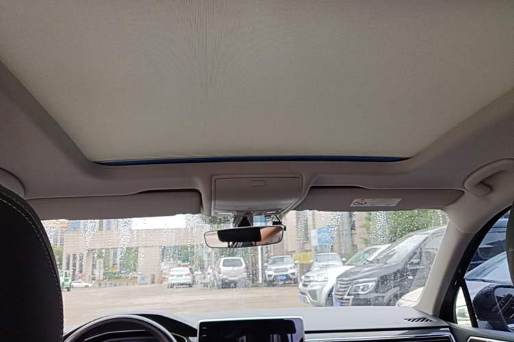 Used Volkswagen Tiguan L 2022 330TSI Automatic Two-Wheel Drive R-Line Enhanced Edition Headliner