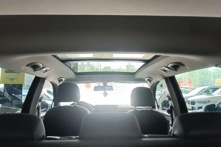 Used Volkswagen Tiguan L 2022 330TSI Automatic Two-Wheel Drive Smart Edition Headliner