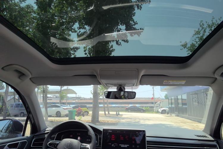 Used Volkswagen Tiguan L 2022 330TSI Automatic Two-Wheel Drive R-Line Enhanced Edition Headliner