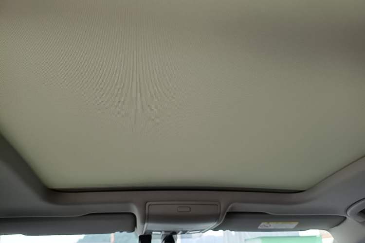 Used Volkswagen Tiguan L 2022 330TSI Automatic Two-Wheel Drive R-Line Enhanced Edition Headliner