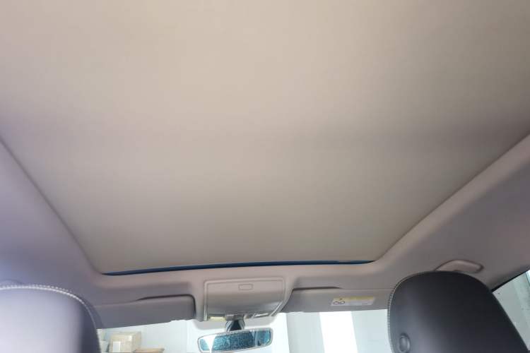 Used Volkswagen Tiguan L 2022 330TSI Automatic Two-Wheel Drive R-Line Enhanced Edition Headliner