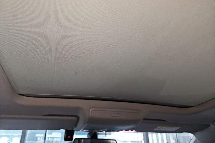 Used Volkswagen Tiguan L 2022 330TSI Automatic Two-Wheel Drive Smart Edition Headliner