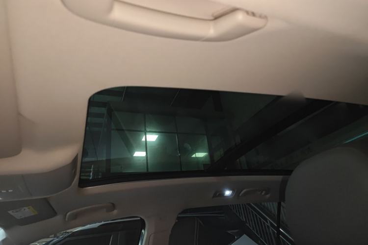 Used Volkswagen Tiguan L 2022 330TSI Automatic Two-Wheel Drive Smart Edition Headliner