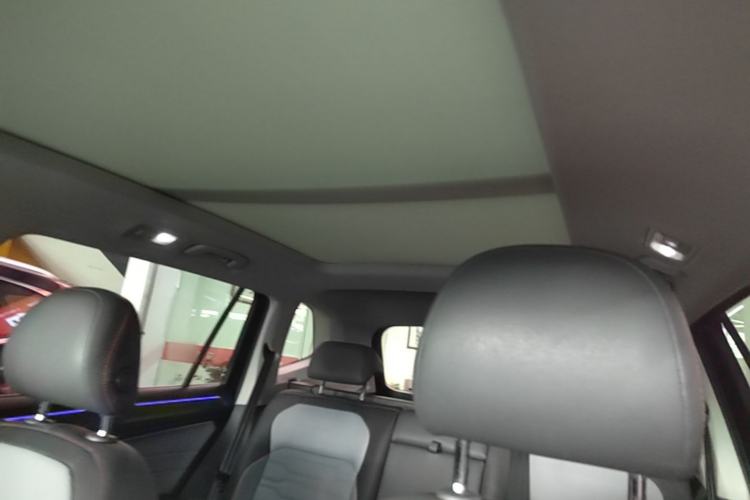 Used Volkswagen Tiguan L 2022 330TSI Automatic Two-Wheel Drive R-Line Flagship Edition Headliner