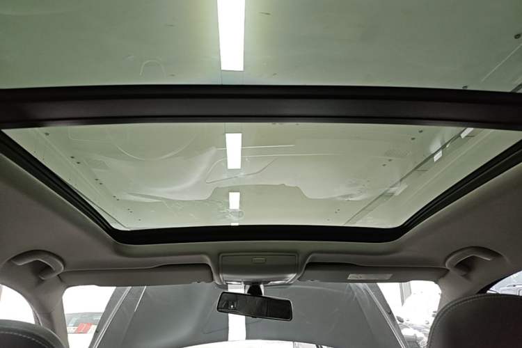 Used Volkswagen Tiguan L 2022 330TSI Automatic Two-Wheel Drive Smart Edition Headliner