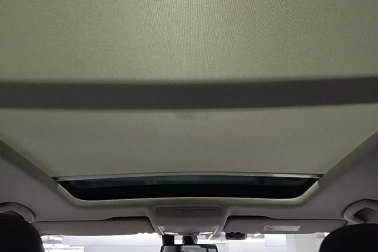 Used Volkswagen Tiguan L 2022 330TSI Automatic Two-Wheel Drive Smart Edition Headliner