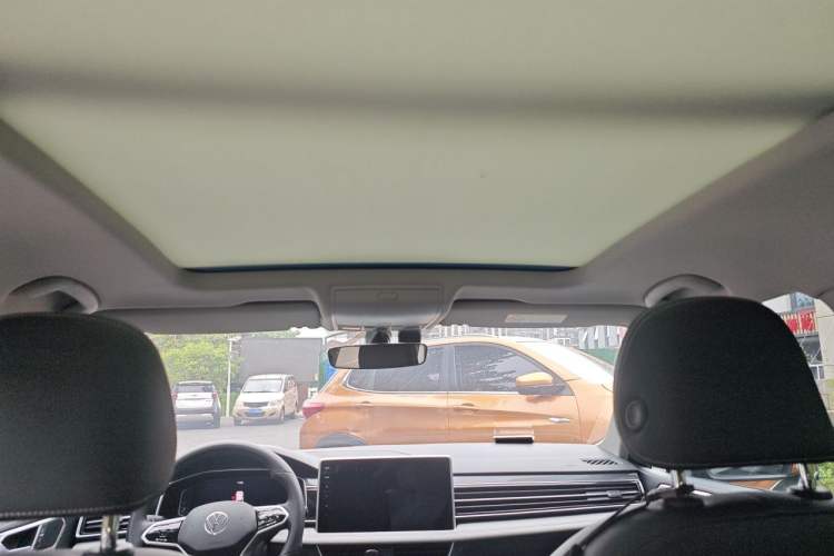 Used Volkswagen Tiguan L 2022 330TSI Automatic Two-Wheel Drive R-Line Enhanced Edition Headliner