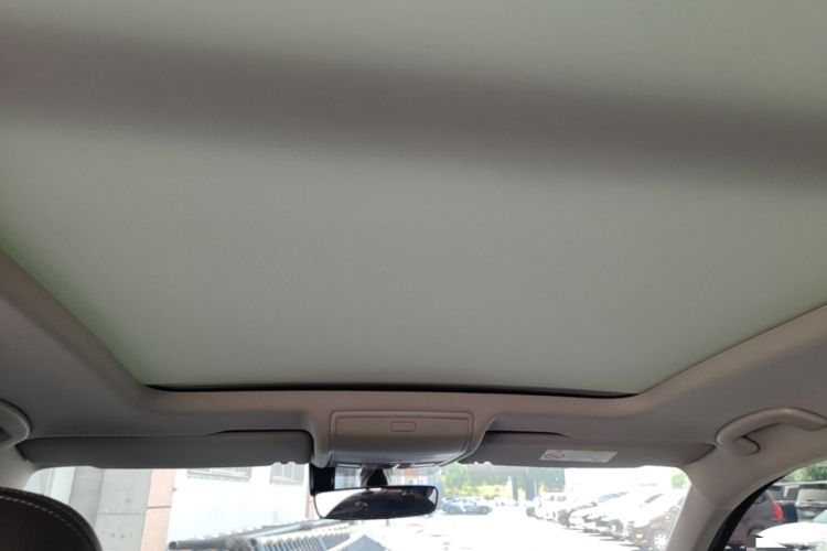 Used Volkswagen Tiguan L 2022 330TSI Automatic Two-Wheel Drive R-Line Enhanced Edition Headliner