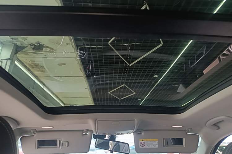 Used Volkswagen Tiguan L 2022 330TSI Automatic Two-Wheel Drive Smart Edition Headliner