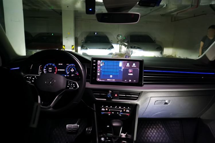 Used Volkswagen Tiguan L 2022 330TSI Automatic Two-Wheel Drive R-Line Flagship Edition Headliner