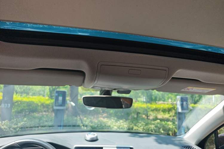 Used Volkswagen Tiguan L 2022 330TSI Automatic Two-Wheel Drive R-Line Enhanced Edition Headliner