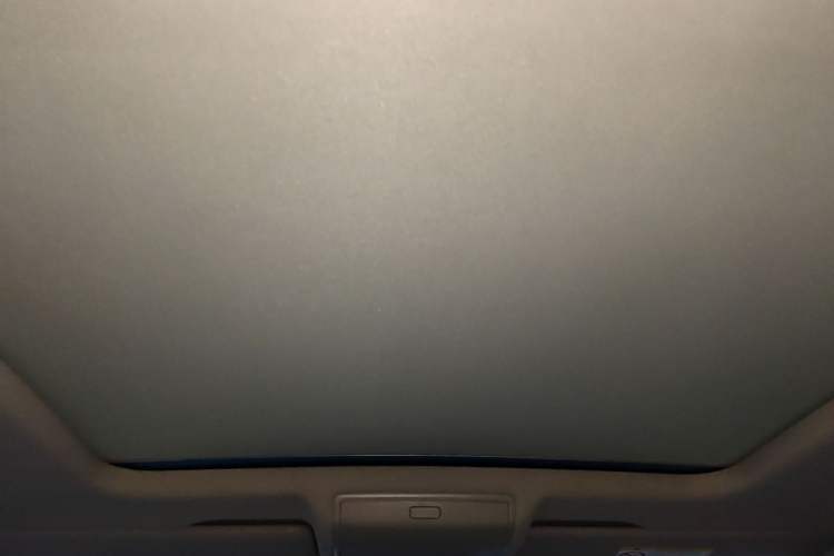 Used Volkswagen Tiguan L 2022 330TSI Automatic Two-Wheel Drive R-Line Enhanced Edition Headliner