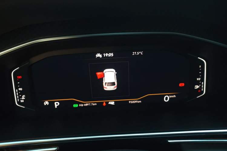 Used Volkswagen Tiguan L 2022 330TSI Automatic Two-Wheel Drive R-Line Enhanced Edition Instrument Cluster