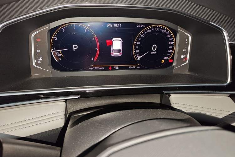 Used Volkswagen Tiguan L 2022 330TSI Automatic Two-Wheel Drive R-Line Enhanced Edition Instrument Cluster