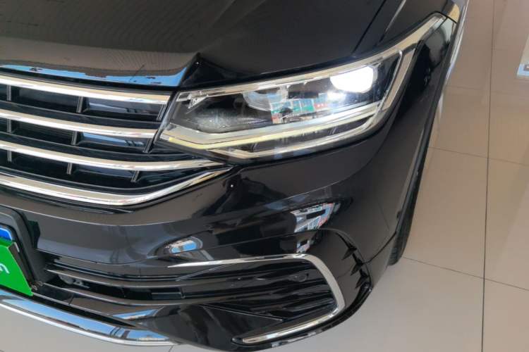 Used Volkswagen Tiguan L 2022 330TSI Automatic Two-Wheel Drive R-Line Enhanced Edition Left Front Headlight