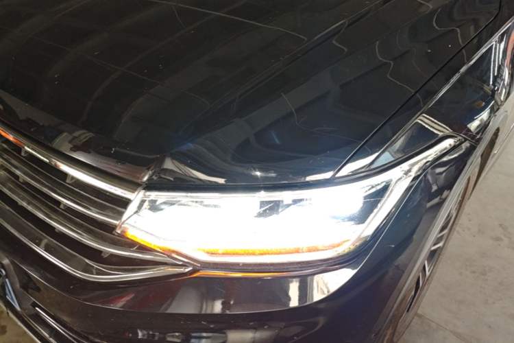 Used Volkswagen Tiguan L 2022 330TSI Automatic Two-Wheel Drive R-Line Enhanced Edition Left Front Headlight