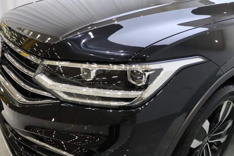 Used Volkswagen Tiguan L 2022 330TSI Automatic Two-Wheel Drive R-Line Enhanced Edition Left Front Headlight