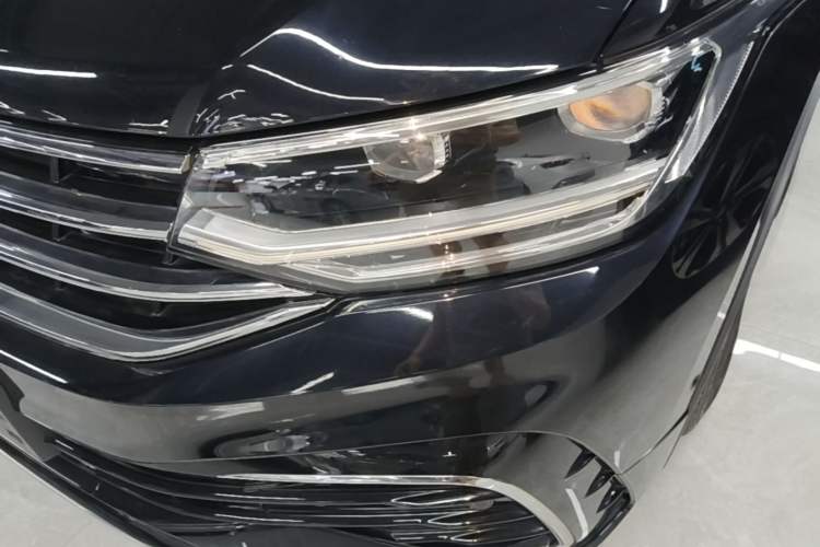 Used Volkswagen Tiguan L 2022 330TSI Automatic Two-Wheel Drive R-Line Enhanced Edition Left Front Headlight