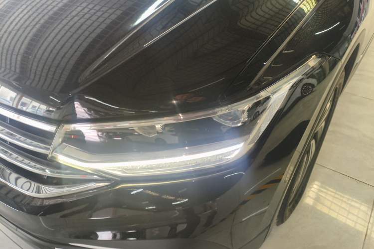Used Volkswagen Tiguan L 2022 330TSI Automatic Two-Wheel Drive Smart Edition Left Front Headlight