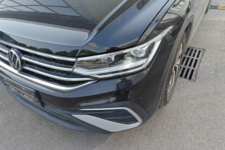 Used Volkswagen Tiguan L 2022 330TSI Automatic Two-Wheel Drive Smart Edition Left Front Headlight