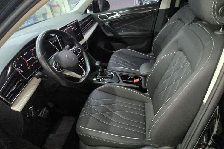 Used Volkswagen Tiguan L 2022 330TSI Automatic Two-Wheel Drive Smart Edition Left Front Seat