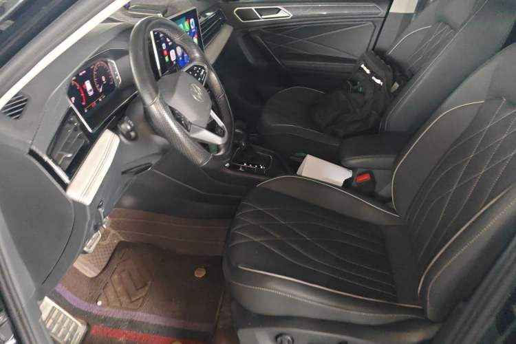 Used Volkswagen Tiguan L 2022 330TSI Automatic Two-Wheel Drive R-Line Enhanced Edition Left Front Seat