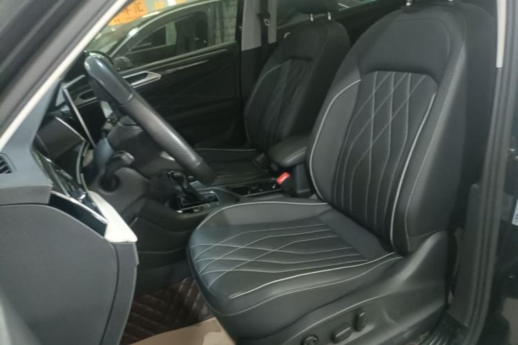 Used Volkswagen Tiguan L 2022 330TSI Automatic Two-Wheel Drive Smart Edition Left Front Seat