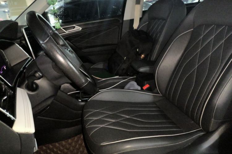 Used Volkswagen Tiguan L 2022 330TSI Automatic Two-Wheel Drive Smart Edition Left Front Seat