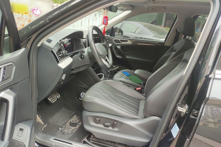 Used Volkswagen Tiguan L 2022 330TSI Automatic Two-Wheel Drive R-Line Enhanced Edition Left Front Seat