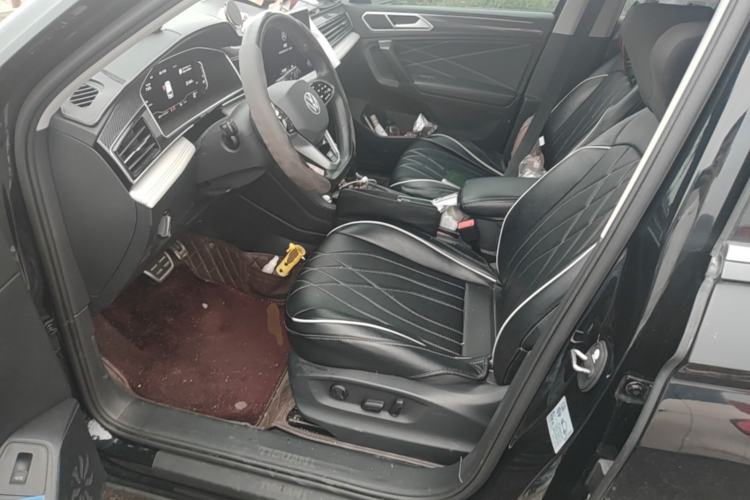 Used Volkswagen Tiguan L 2022 330TSI Automatic Two-Wheel Drive R-Line Enhanced Edition Left Front Seat