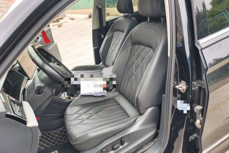 Used Volkswagen Tiguan L 2022 330TSI Automatic Two-Wheel Drive R-Line Enhanced Edition Left Front Seat